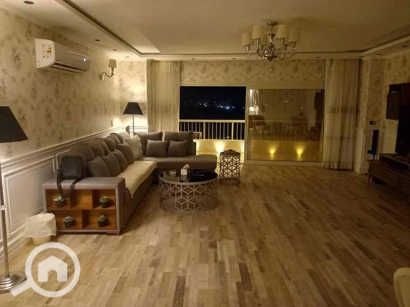 43 12e98454-1e02-4c35-9aac-e966ebb91a39. jpg