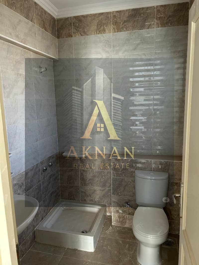 4 WhatsApp Image 2025-12-02 at 10.51. 21 (1). jpeg