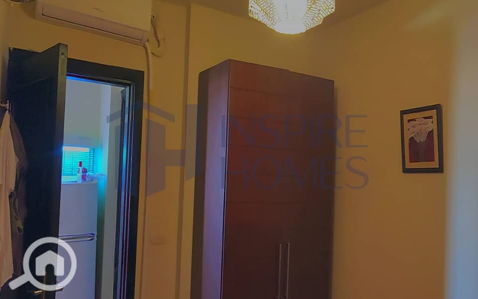 4 WhatsApp Image 2025-12-11 at 12.06. 47. JPG