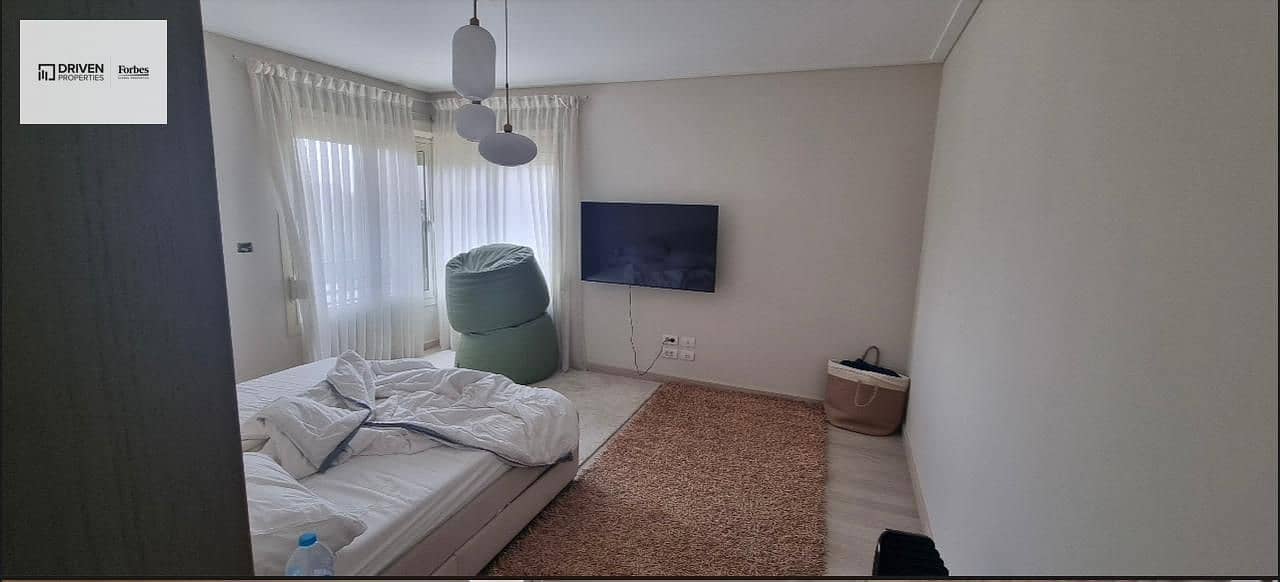 7 d84ef9be-8fcc-46b1-a6be-6f24d3f3ebeb. jpeg