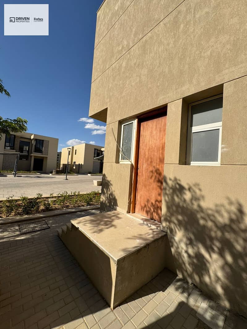 13 ade5a5cc-056e-4f4d-999b-d943ff575ad1. jpeg