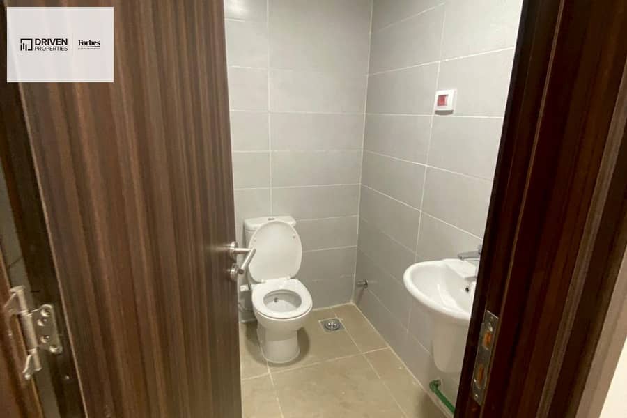 6 scRYVbUsZTdrZZniI2tgq6axT06sFbn6DdNG1qHT. jpg