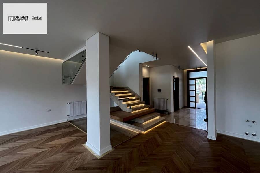 4 jz42y6CTzlc0LW4Tbay3dDfp2rjGezZSEGxiZsmR. jpg