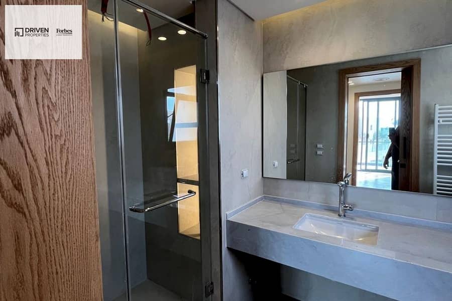 9 64R40KUZMnc45bAOtL1Urz8GF2qHTq9nDhx6BvAH. jpg