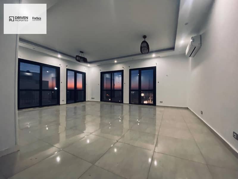 2 09e73333-b3e4-4fca-8eee-d7a0bdfc59ba. jpeg