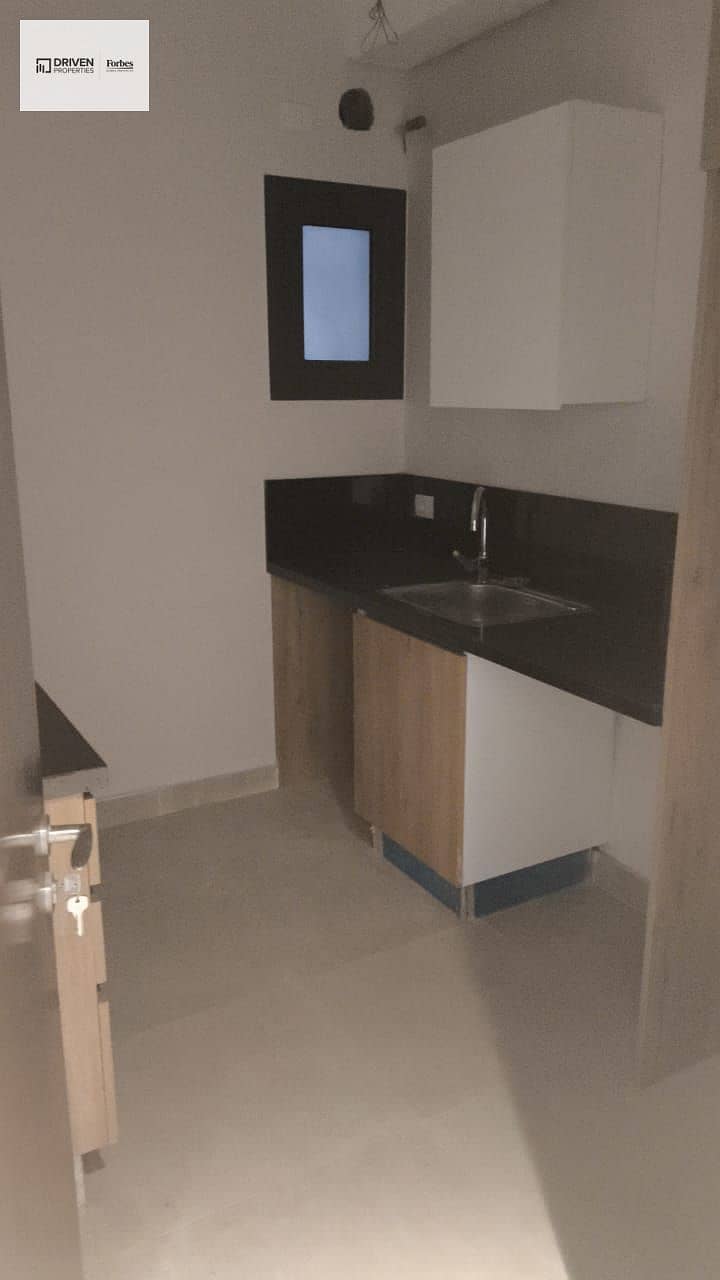 8 60ebb537-0406-4125-a2c8-7c124950c468. jpeg