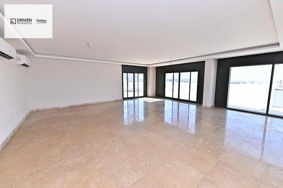 2 cc20dcad-f9b7-4662-8cae-5336ef286b7e. jpeg