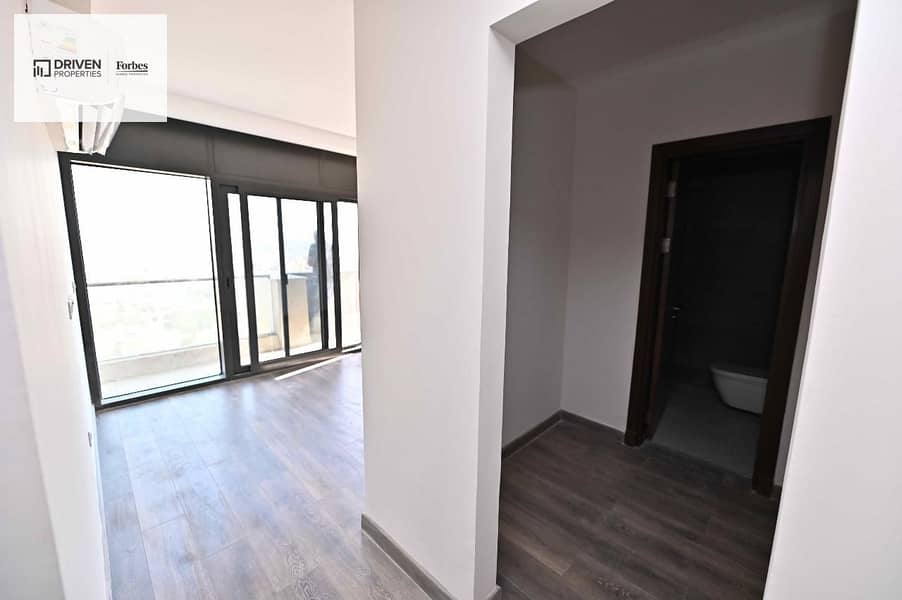 4 45cca900-9d28-4828-87dc-c6b2517d468a. jpeg