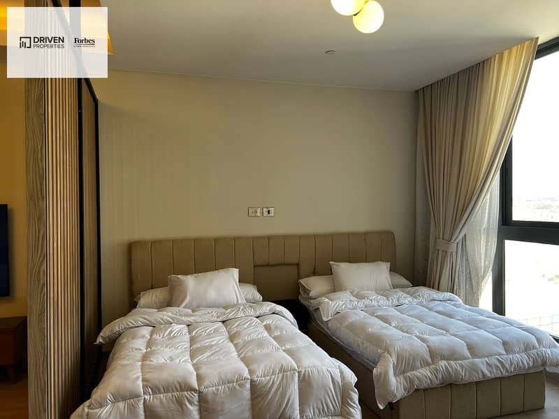 11 d69611ff-8e2a-4dd1-945b-326581f02f4f. jpeg