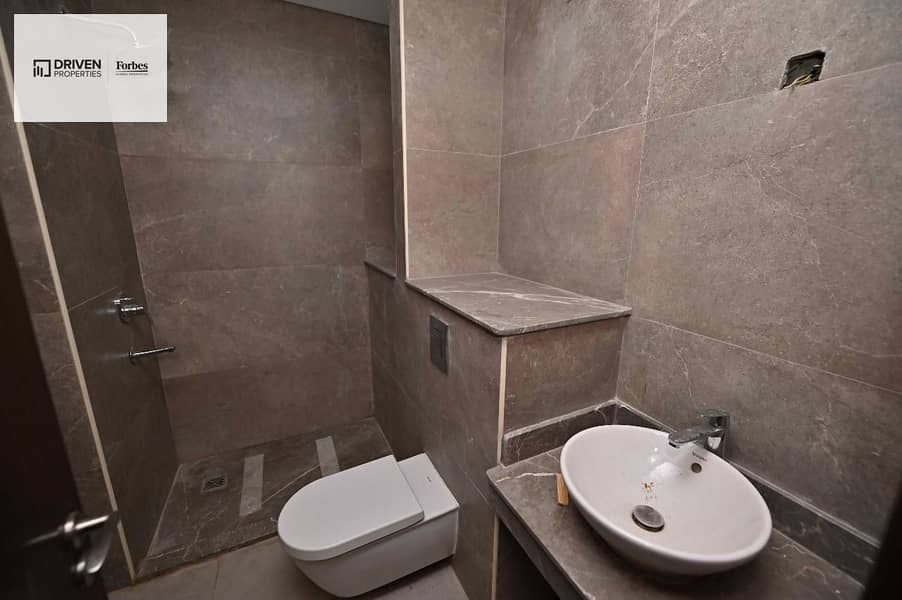 13 f9f82216-0009-4b7a-9a3e-2fc07ddb17ba. jpeg