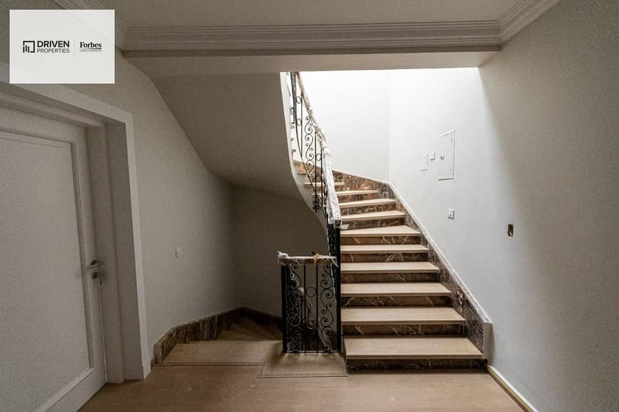 6 19b81b3a-5df3-4f4b-bb3a-1eb8efc80274. jpeg