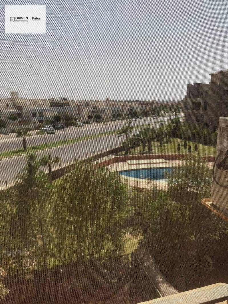 10 98d3d9dd-f742-4cf3-ab1d-16c69ab6995d. jpeg