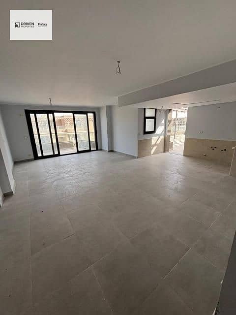 4 3239a89e-ce02-49b8-be88-8df058496425. jfif. jpg