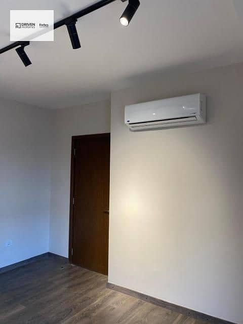 3 zed west - zed towers (18). jpg