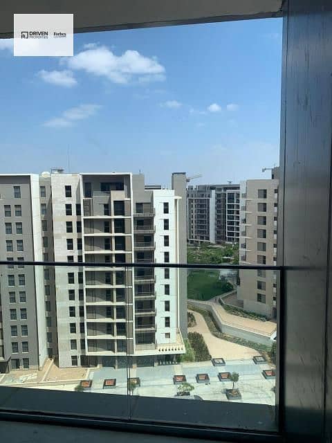 15 zed west - zed towers (58). jpg