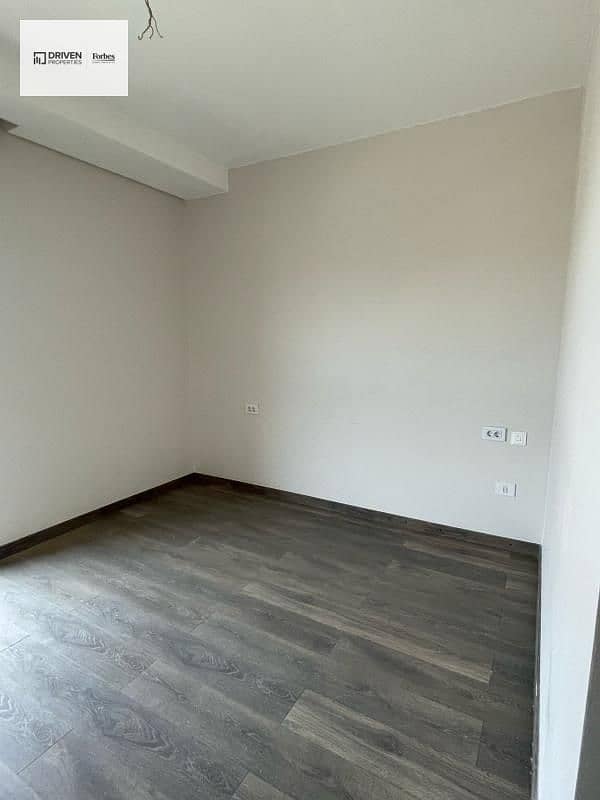 2 zed west - zed towers (47). jpg