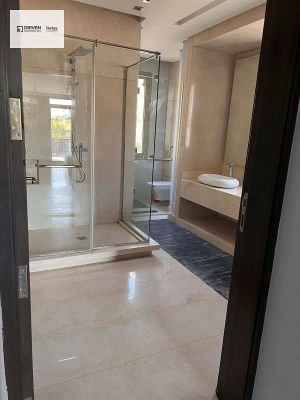 8 WhatsApp Image 2025-10-19 at 4.13. 30 PM (2). jpg