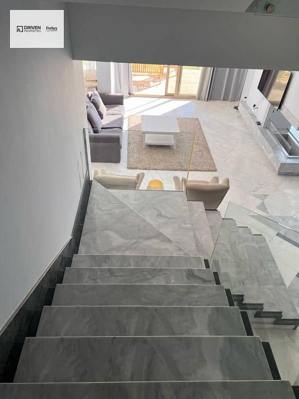 9 WhatsApp Image 2025-10-19 at 4.13. 30 PM (3). jpg