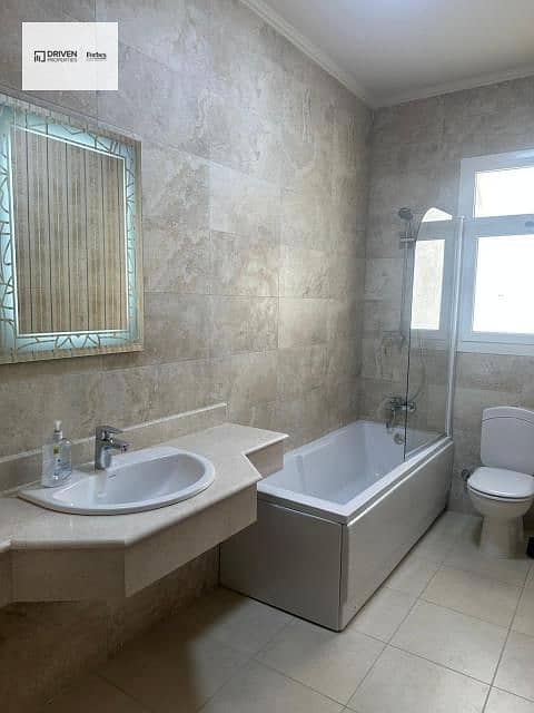 10 64d9342c-baad-4f18-8524-341a66a3250e. jfif. jpg