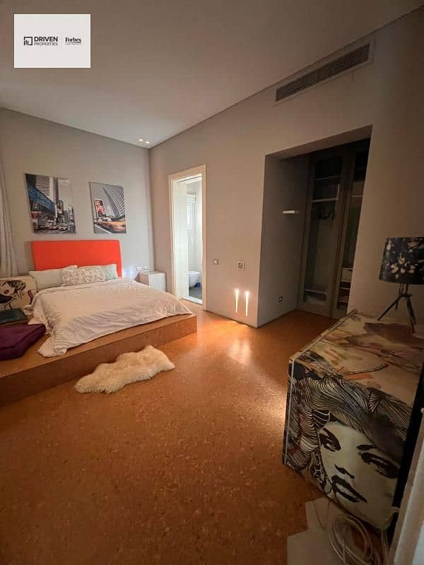 10 WhatsApp Image 2025-10-19 at 4.12. 58 PM (2). jpg