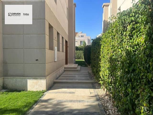 16 d18d12cb-84f1-4a0b-946c-7fd6ed899b93. jfif. jpg