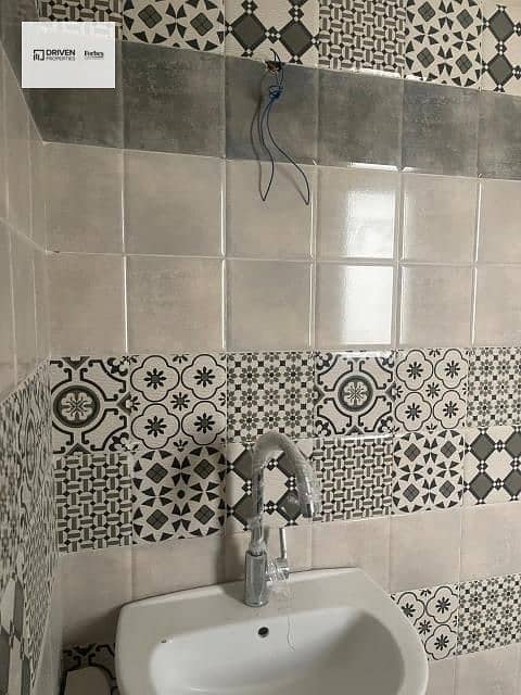 10 02676263-4c9b-46cd-9d70-97787dffde22. jfif. jpg