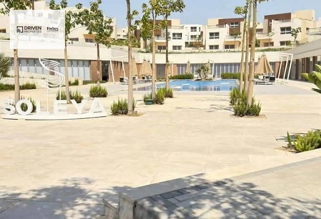 4 8387118-0c092o. jpg