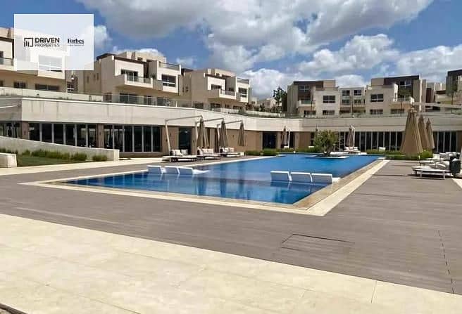 5 8387118-f963ao. jpg