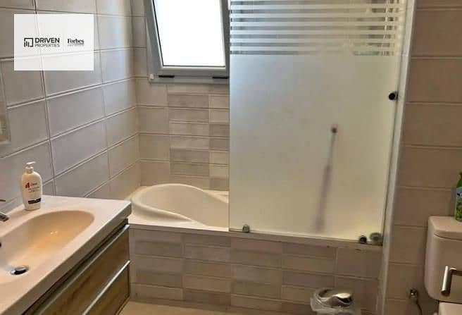 7 8387118-0e50fo. jpg