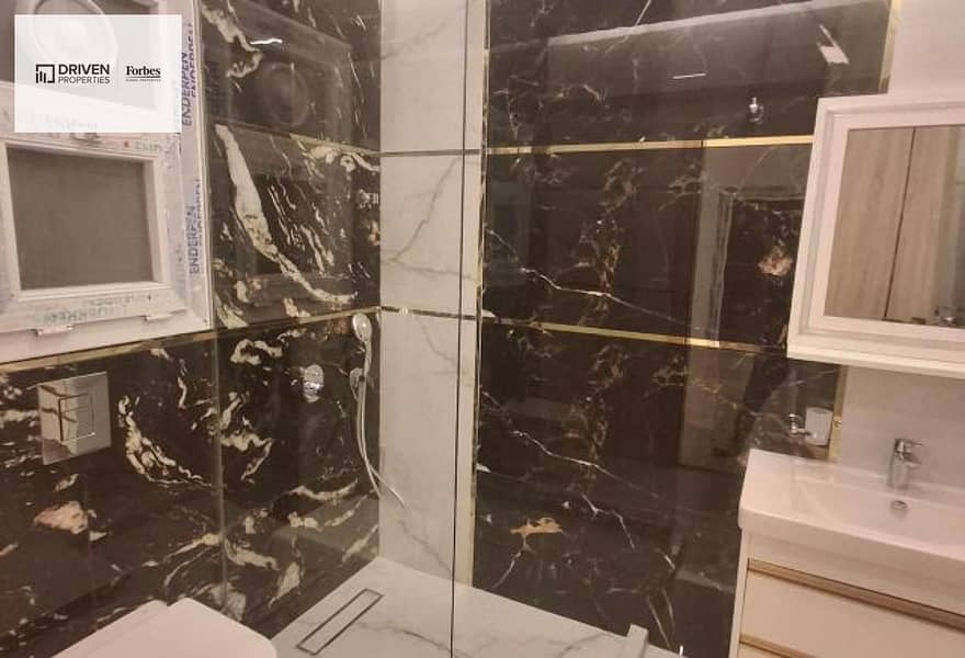 11 ac6ba8d3-d2dd-40b9-874b-1a20da49945f. jpg