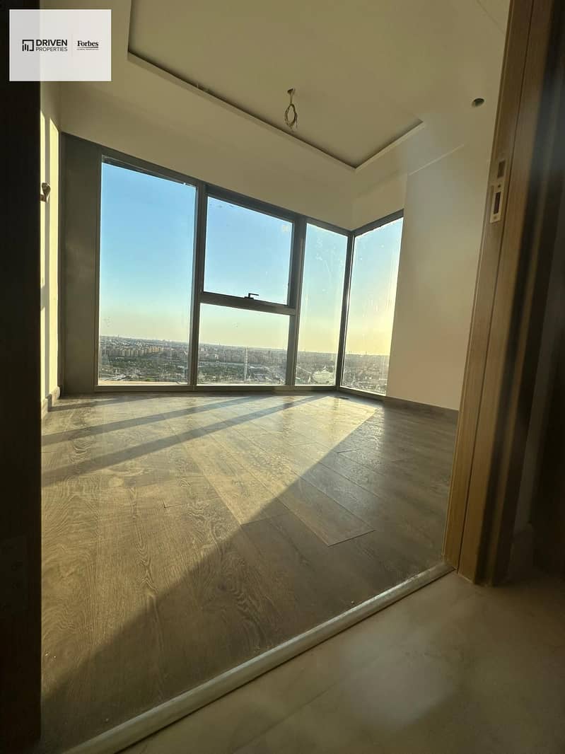 2 WhatsApp Image 2025-12-14 at 17.29. 47_3e9f6492. jpg