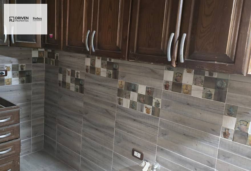 4 2a2eecf0-1cc6-4011-b7c5-b6eafd43f88b. jpg