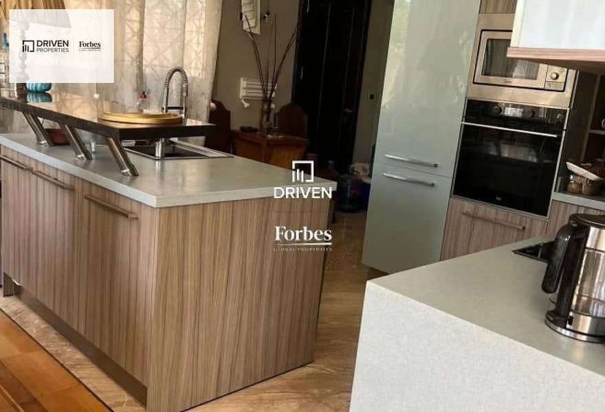 3 84f4ad79-46e4-4876-bf12-e73f139a5dd0. jpg