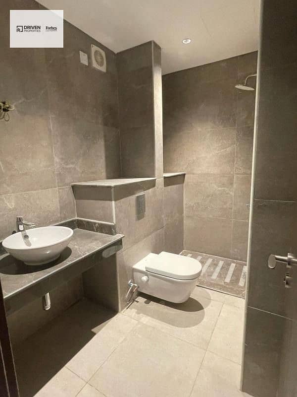 7 WhatsApp Image 2025-12-22 at 1.58. 20 PM (1). jpeg