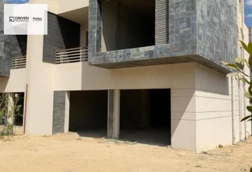 13 b33cce41-e67c-4d0b-836d-89ab72b0785b. jpg