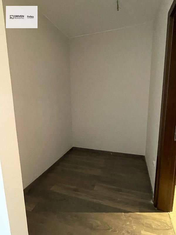 2 WhatsApp Image 2025-12-22 at 1.58. 19 PM (4). jpeg