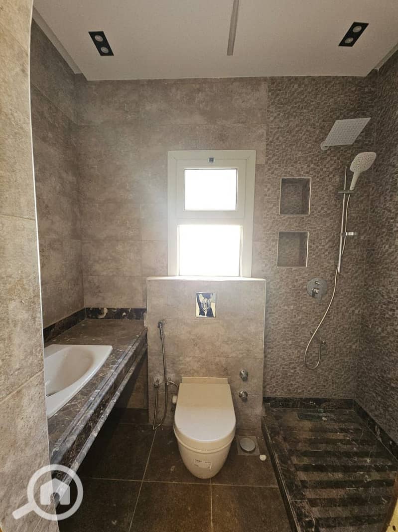 11 WhatsApp Image 2026-01-06 at 10.44. 24 AM (1). jpeg