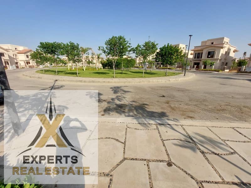 5 56ed54e3-7111-47b7-a074-f240cd4b2000. jpg