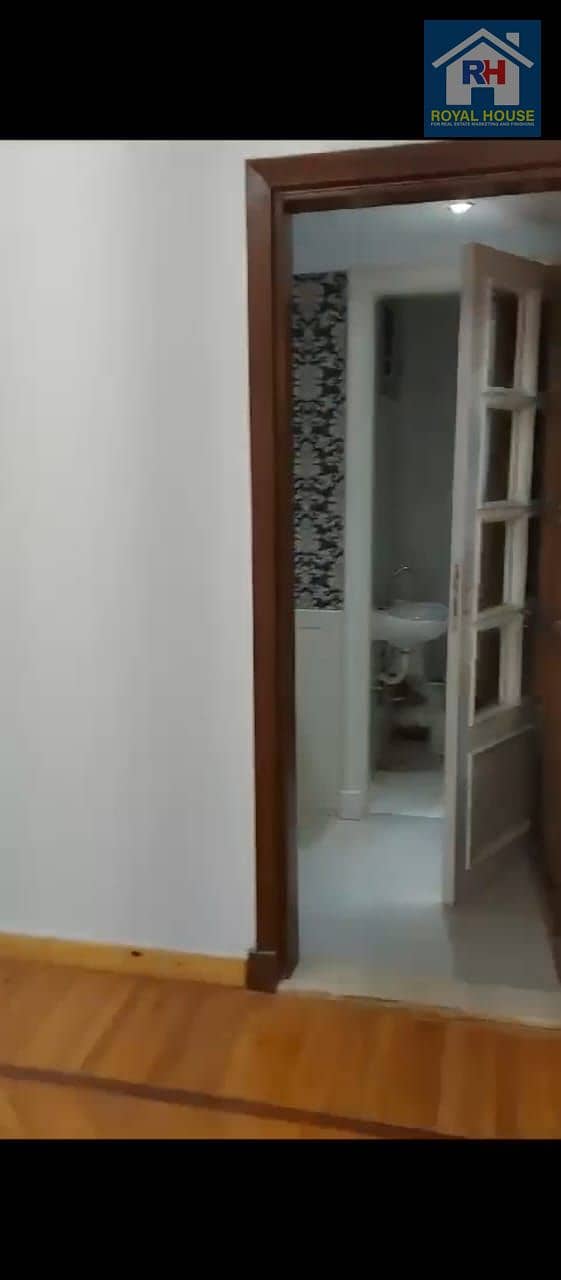 3 1c2b7b4c-4ff6-4502-a6df-9bc7c0aa3800. jpeg