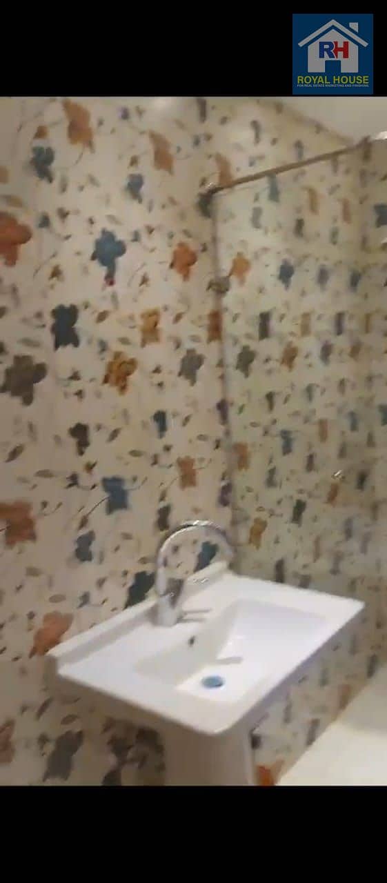 10 287c2469-8eba-4ec8-9e04-351540086093. jpeg