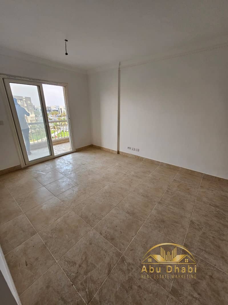 8 82055c10-372f-42f3-86ae-36ee116db6be. jpg