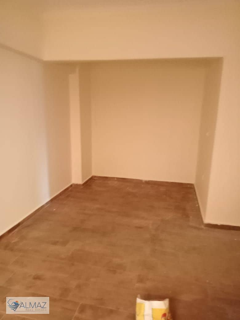 5 WhatsApp Image 2026-01-06 at 11.12. 18 AM. jpeg