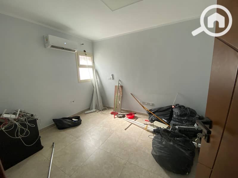 5 WhatsApp Image 2026-01-06 at 10.39. 32 AM (1). jpeg