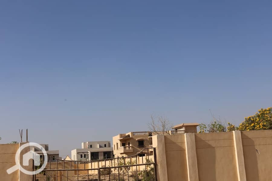 8 WhatsApp Image 2025-12-07 at 13.17. 10_42600e31. jpg