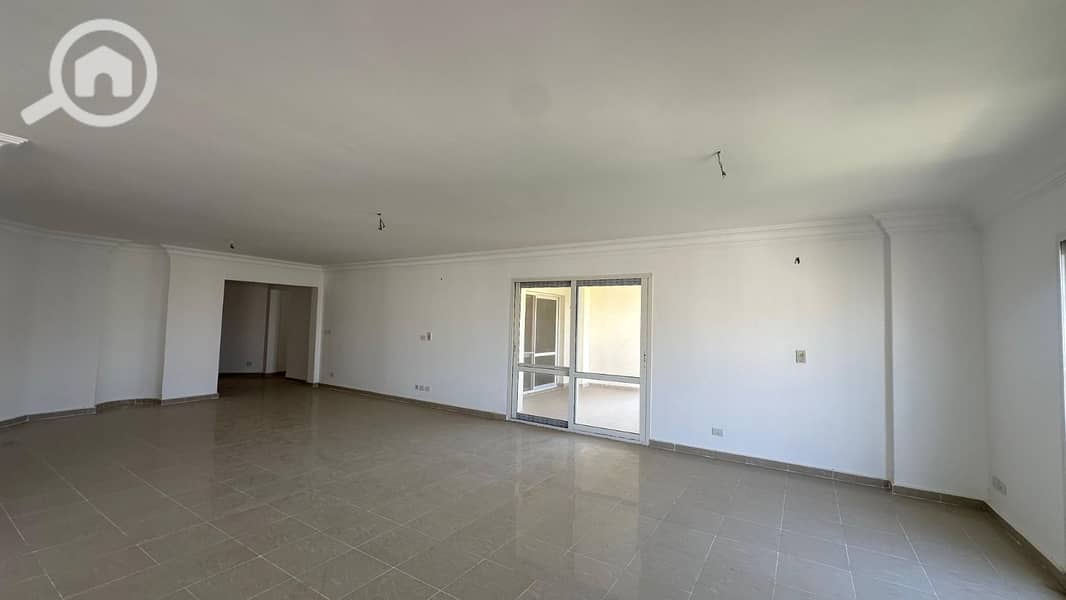 7 c59c730e-2434-4240-8a54-12e05acd75fb. jpg