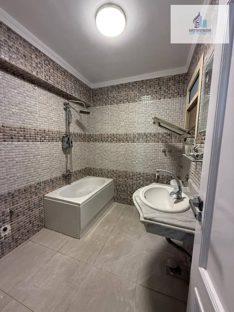 5 WhatsApp Image 2025-11-17 at 12.25. 33 PM (1). jpeg