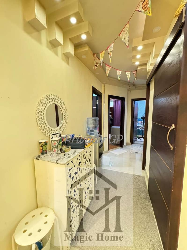 4 7ee27661-6313-46ea-bdca-b8abff477414. jpg