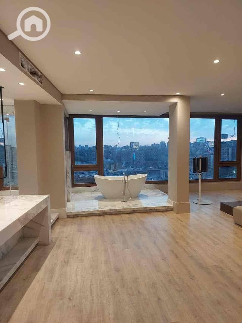 2 de90d4b9-e543-4a39-a7ed-6b271b5650c7. jpg