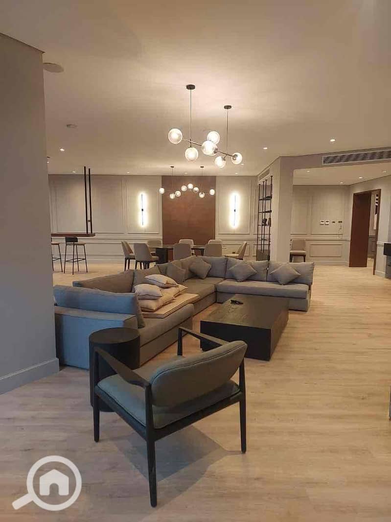 19 a9fd72e1-fdc3-4d2c-a988-19da3d034314. jpg