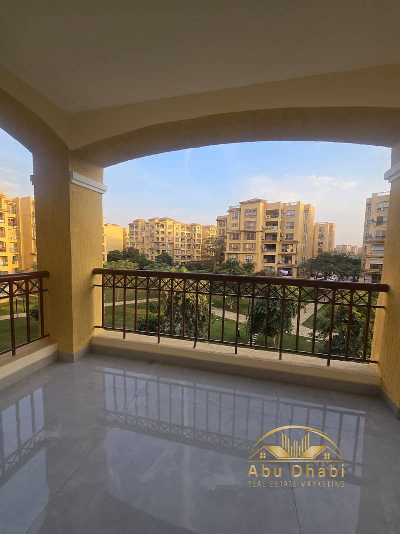 8 ddec37b8-c4d3-46e4-9d17-216df863a3db. jpg